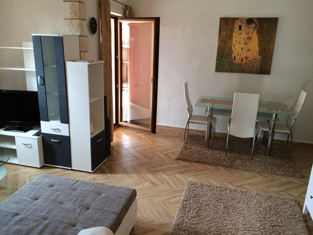 Apartments Brioni-Blick Fazana Bagian luar foto