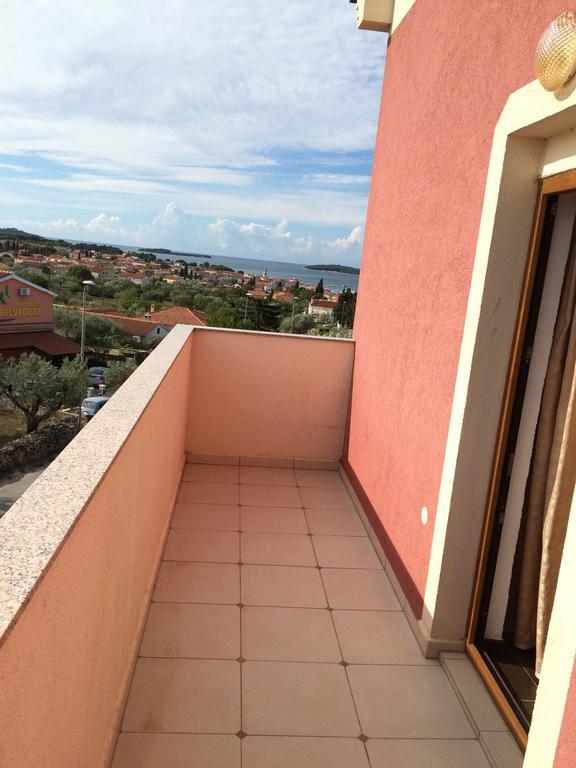 Apartments Brioni-Blick Fazana Ruang foto